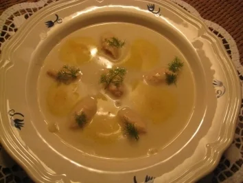 Fenchelsuppe mit kleinen Fjordlachsnockeln - Rezept