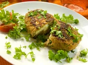 Bifteki (Hackfleisch mit Schafskäse gefüllt) - Rezept - Bild Nr. 2