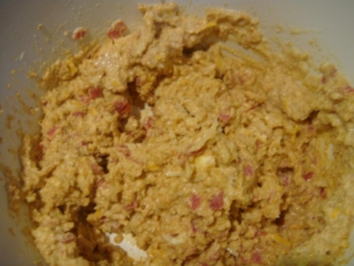 Waffeln: Käsewaffeln und Salat - Rezept - kochbar.de