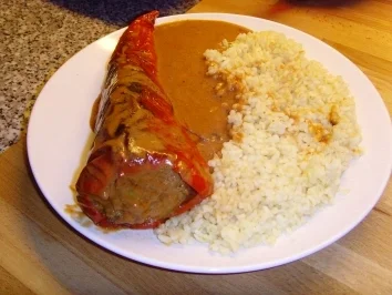 Scharf gefüllte Paprika mit Hackfleisch… - Rezept