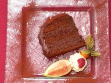 Dunkle Schokoladentorte mit Crème Canache - Rezept - Bild Nr. 8