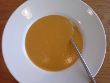 Thailändisches Möhrensüppchen - Rezept