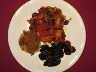 Rezept: Cholent mit Zimmes und Kartoffelkigel - Osteuropa Cholent mit Zimmes und Kartoffelkigel - Osteuropa - Rezept