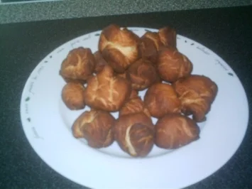 Fettgebackenes mit Erbeer-Basilikum-Quark - Rezept