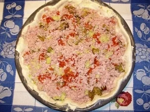 Quiche mit Schinken, Zucchini und Tomaten - Rezept