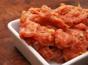 Rezept: Beefsteak Tatar mit französischem Senf und Honig Beefsteak Tatar mit französischem Senf und Honig - Rezept