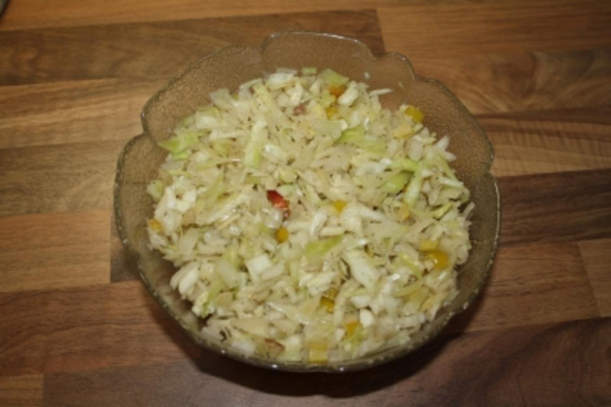 Krautsalat Krautsalat mit Apfel und Pfefferonen - Rezept mit Bild ...