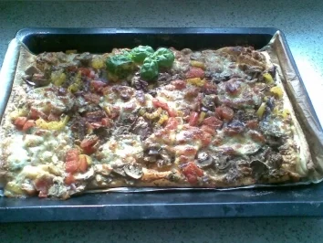 Rezept: Thunfisch-Gemüse-Pizza Thunfisch-Gemüse-Pizza - Rezept