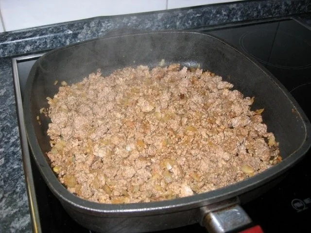 Rezept: Kartoffelauflauf à la Bolognese Bild Nr. 4 Kartoffelauflauf à la Bolognese - Rezept - Bild Nr. 4