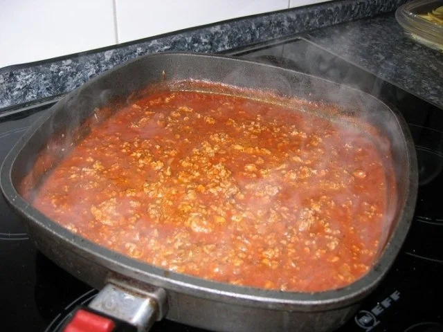 Rezept: Kartoffelauflauf à la Bolognese Bild Nr. 5 Kartoffelauflauf à la Bolognese - Rezept - Bild Nr. 5