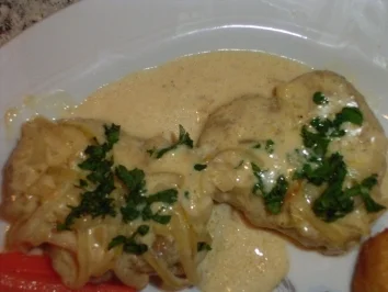 Schweinefilet mit Zwiebel-Knoblauchsauce - Rezept