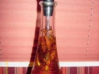 Chili - Öl , Pfeffer - Öl , Lorbeer - Zwiebel - Öl , Knoblauch - Öl - Rezept