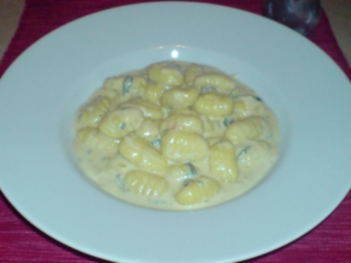 Gnocchi in Gorgonzolasauce - Rezept mit Bild - kochbar.de