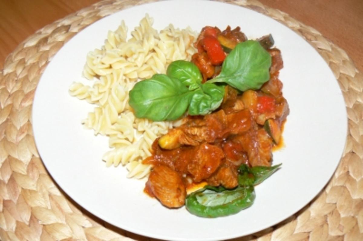 scharfes Putengulasch "italiano" - Rezept - kochbar.de scharfes Putengulasch "italiano" - Rezept - kochbar.de