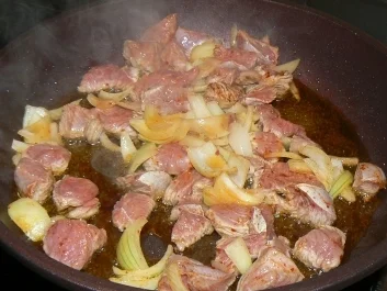 Rezept: scharfes Putengulasch "italiano" scharfes Putengulasch "italiano" - Rezept