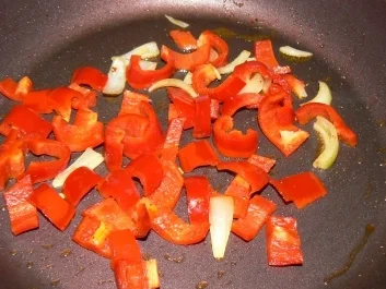 Rezept: scharfes Putengulasch "italiano" scharfes Putengulasch "italiano" - Rezept