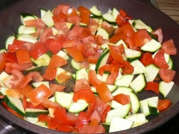 Rezept: scharfes Putengulasch "italiano" scharfes Putengulasch "italiano" - Rezept