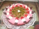 TORTE: ERDBEER-QUARK-TORTE - Rezept