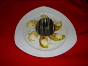 Schoko-Apfel-Ingwer-Gugelhupf - Rezept