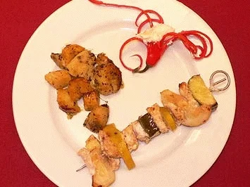 Afrikaspieß mit Zitronen-Bananen-Kartoffeln - Rezept