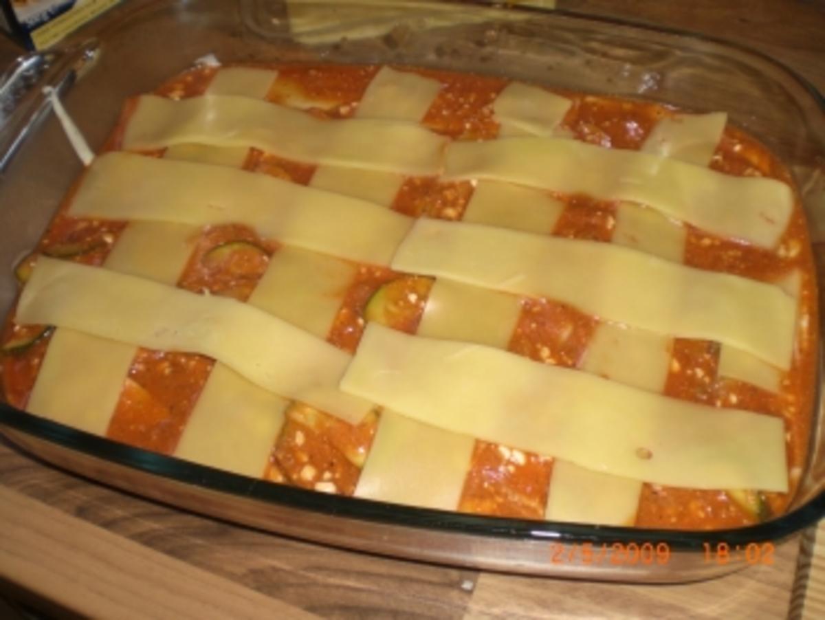 Lasagne mit Hüttenkäse, Zucchini und Champignons - Rezept - Bild Nr. 2