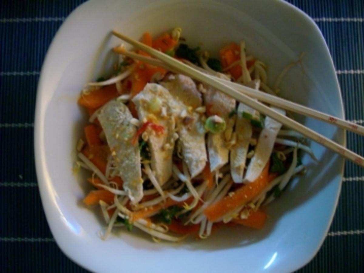 Asiatischer Hähnchensalat - Rezept
