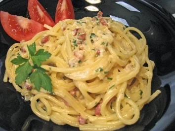 Rezept: Spaghetti in Schinken-Rahm-Soße Spaghetti in Schinken-Rahm-Soße - Rezept