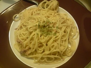 Rezept: Thunfischnudeln Thunfischnudeln - Rezept