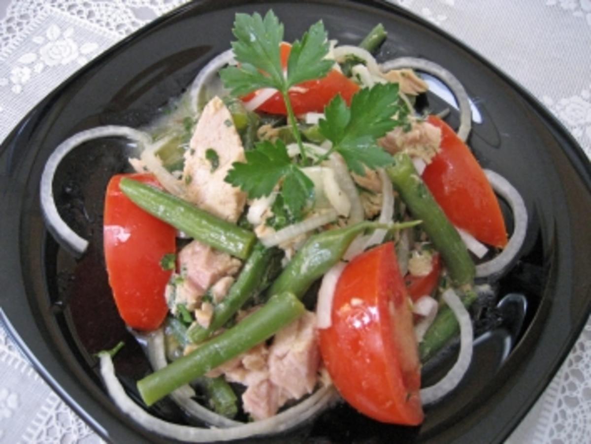 Tomatensalat mit Bohnen und Thunfisch - Rezept - Bild Nr. 2