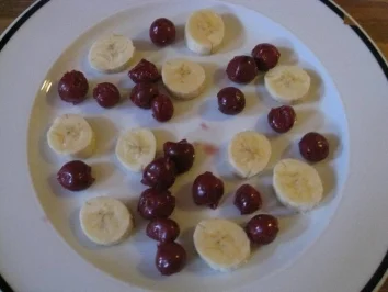 Überbackener KIBA - Traum mit Schokoladeneiscreme in der Hippenschale - Rezept