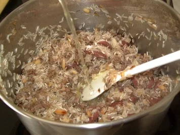 Rezept: Würziges Reisgericht ~ Ros Kabse Würziges Reisgericht ~ Ros Kabse - Rezept