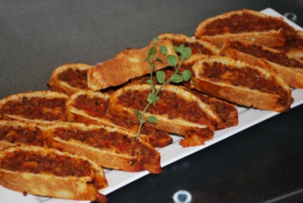 Pizza-Bolognese-Schnecken - Rezept mit Bild - kochbar.de