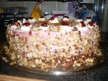 Rezept: Birnen-Preiselbeer-Nusstorte Birnen-Preiselbeer-Nusstorte - Rezept