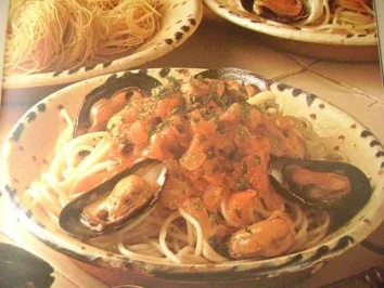 Rezept: Spagetti mit Venusmuscheln Spagetti mit Venusmuscheln - Rezept