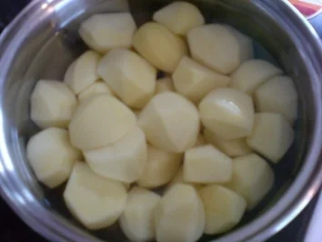 Pochierte Eier in Kräutersoße - Rezept - Bild Nr. 7