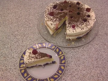 Heidelbeer-Sahne-Torte - Rezept