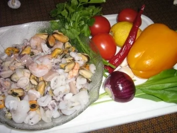 Insalata Frutti di Mare alla Rosa - Rezept - Bild Nr. 2