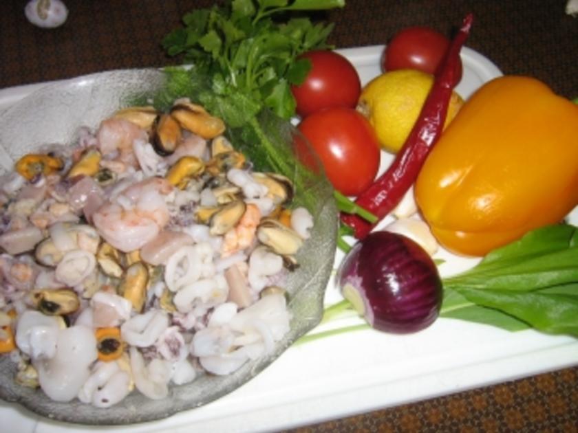 Insalata Frutti di Mare alla Rosa - Rezept Insalata Frutti di Mare alla Rosa - Rezept