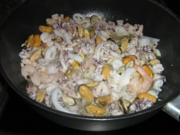 Insalata Frutti di Mare alla Rosa - Rezept - Bild Nr. 3