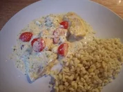 Fisch taucht in Kräutersoße - Rezept