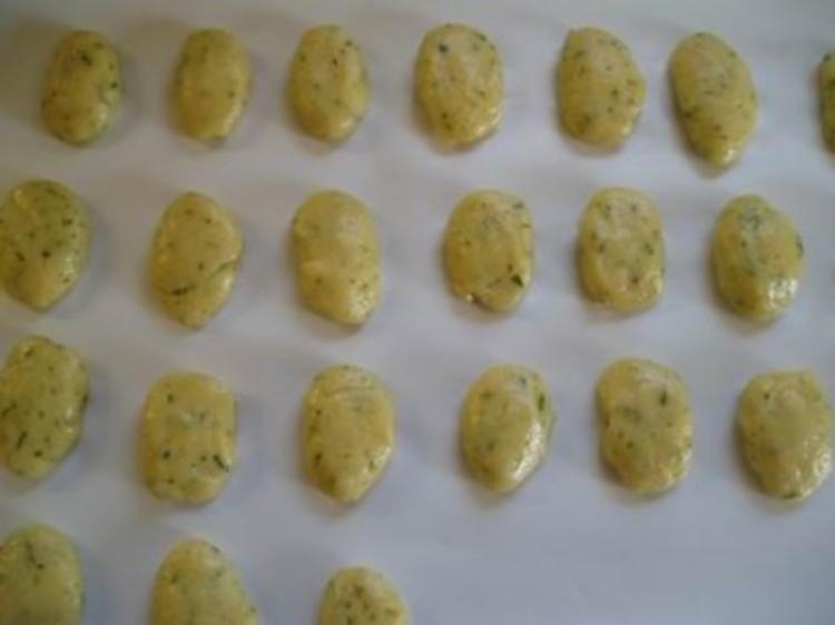 Gemüsesuppe mit Käsenockerl