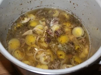 5 Kostbarkeiten in Wein gegart - Rezept