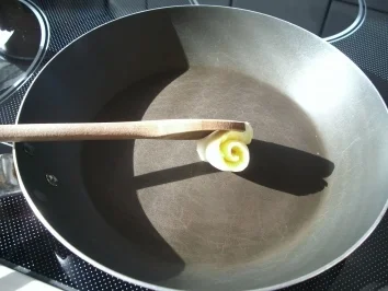 Rezept: Knusperzwiebeln Knusperzwiebeln - Rezept