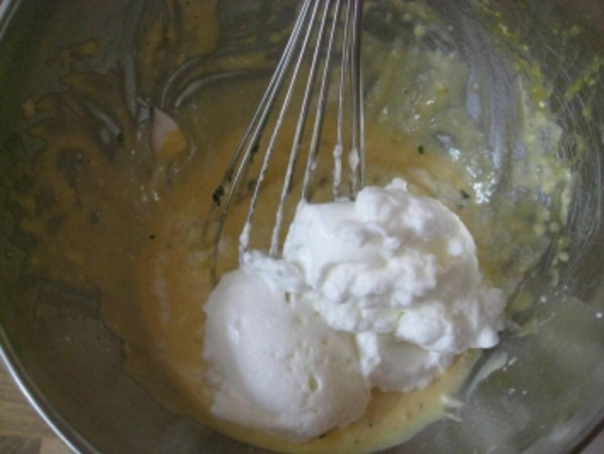 Schaumomelette von Ziegenfrischkäse mit Rosmarin & Akazienhonig - Rezept