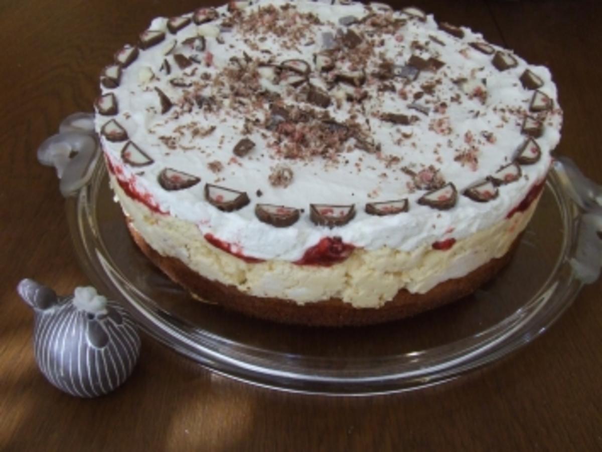 Bilder für Erdbeer-Yogurette-Schmand-Torte - Rezept