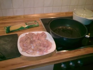 Rezept: Schnell gebratenes Huhn mit Nudeln Bild Nr. 2 Schnell gebratenes Huhn mit Nudeln - Rezept - Bild Nr. 2