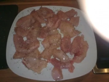 Rezept: Schnell gebratenes Huhn mit Nudeln Bild Nr. 3 Schnell gebratenes Huhn mit Nudeln - Rezept - Bild Nr. 3