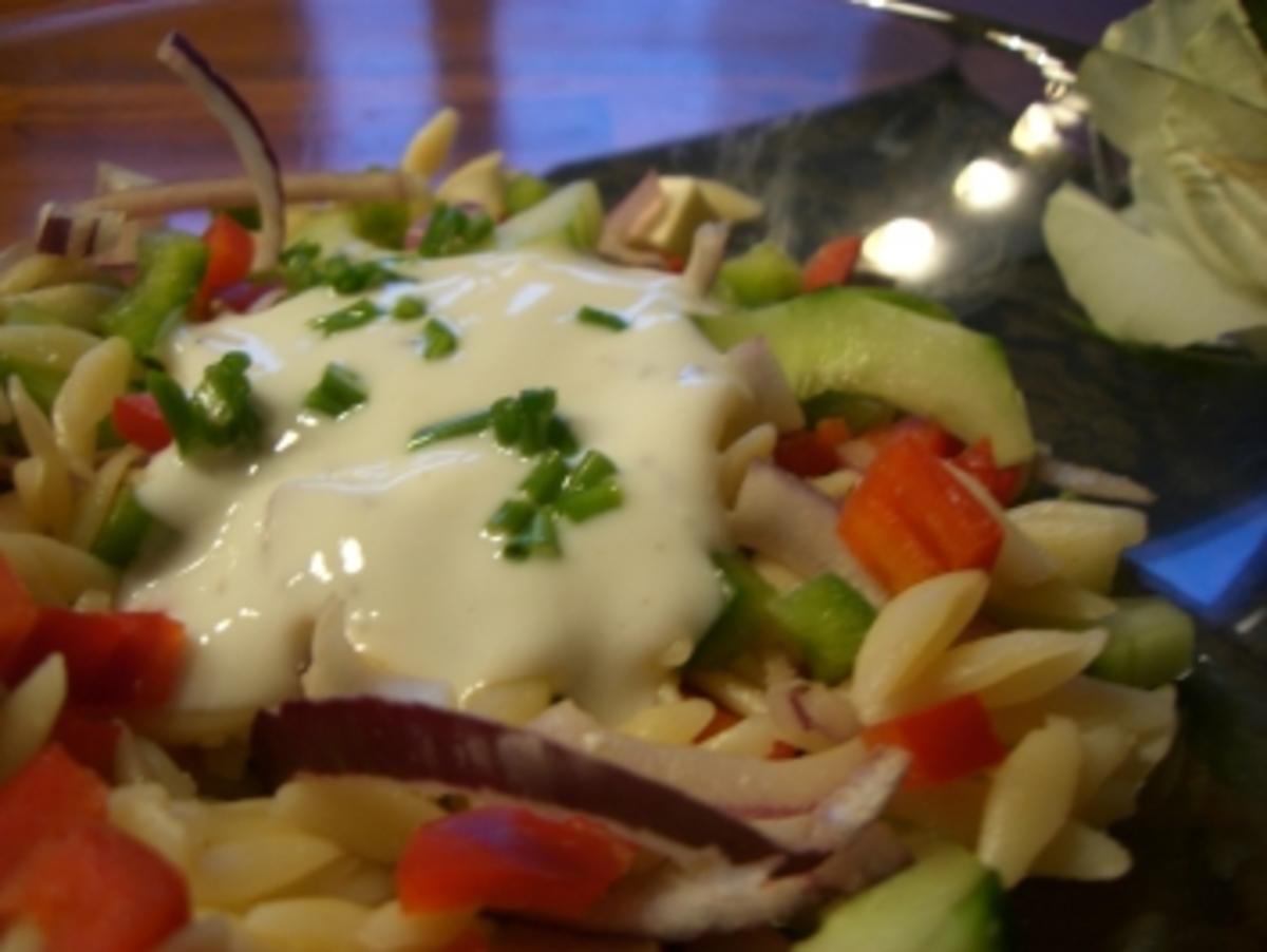 Salat : Griechischer Nudelsalat - Rezept - Bild Nr. 2