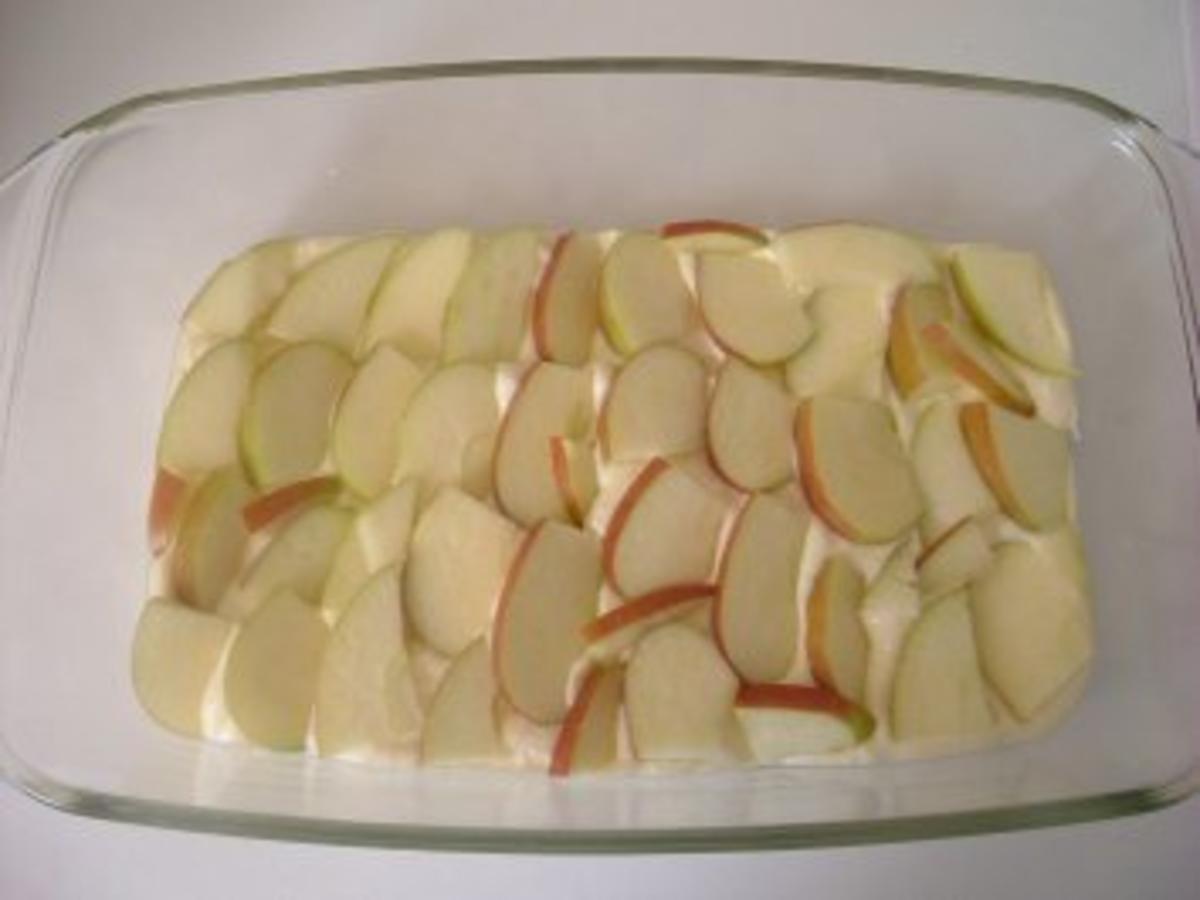 AUFLAUF: APFEL QUARK AUFLAUF MIT MARZIPANGUSS - einfach - von cindyan AUFLAUF: APFEL QUARK AUFLAUF MIT MARZIPANGUSS - einfach - von cindyan