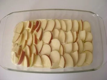 Rezept: AUFLAUF: APFEL-QUARK-AUFLAUF MIT MARZIPANGUSS Bild Nr. 5 AUFLAUF: APFEL-QUARK-AUFLAUF MIT MARZIPANGUSS - Rezept - Bild Nr. 5